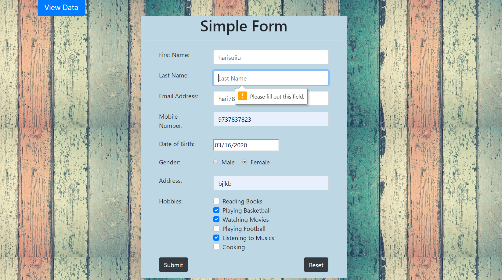 Simple Form In PHP With Source Code